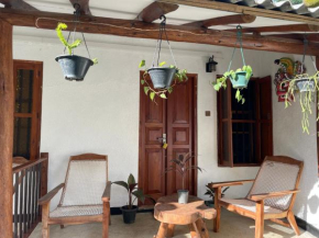 Kandy Food Lovers Home Stay by AGS